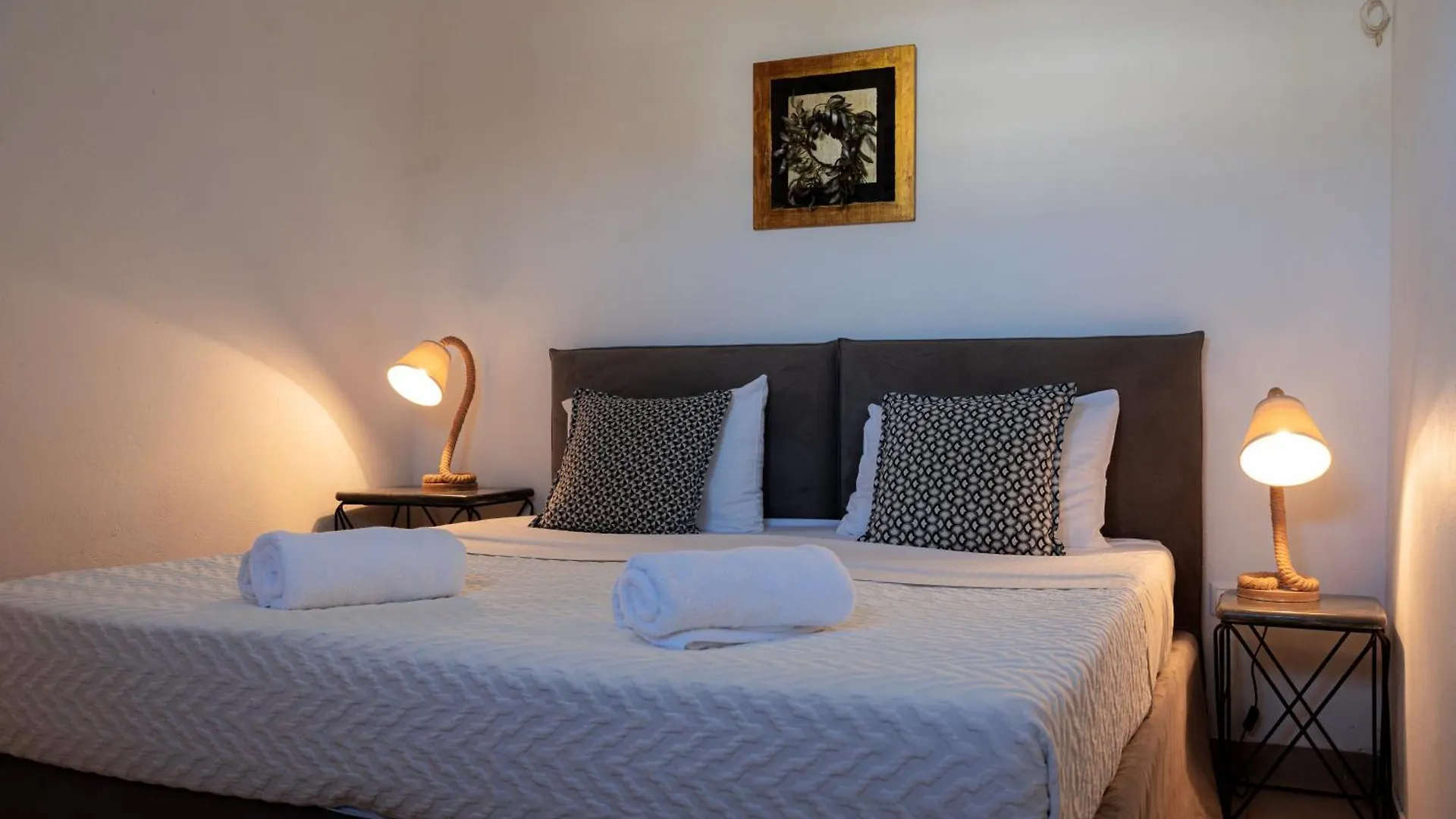 Paradisia Villas Tourlos 0*,  Grecja